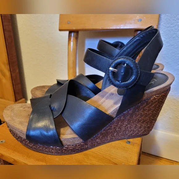 Sofft Casidy Black Wedge Sandal, Size 9.5 - Picture 2 of 8